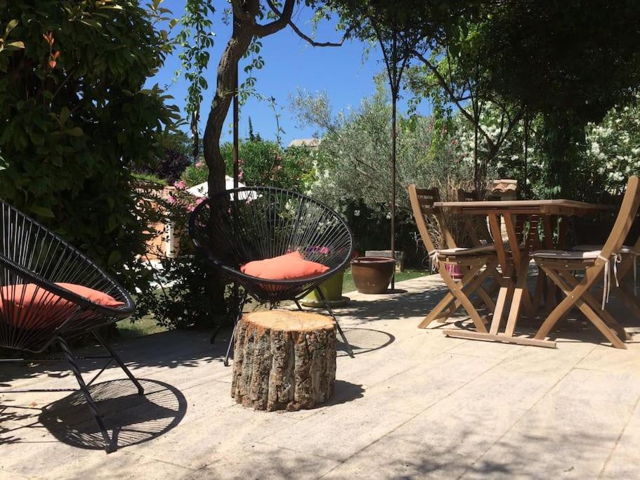 Belle Maison Provencale Au Pied Du Mont Ventoux Villa